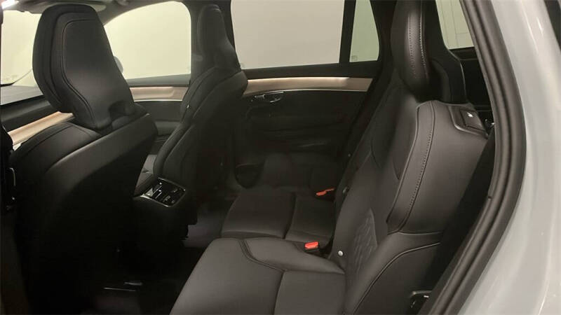 2026 Volvo XC90 B6 Plus 7P