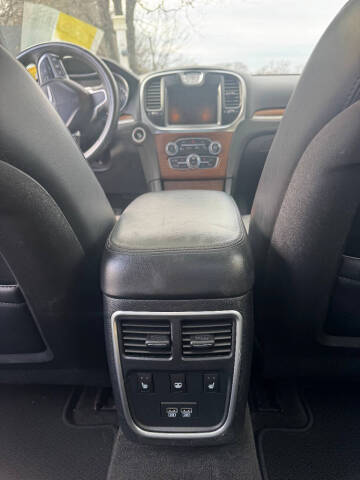 2015 Chrysler 300 C Platinum