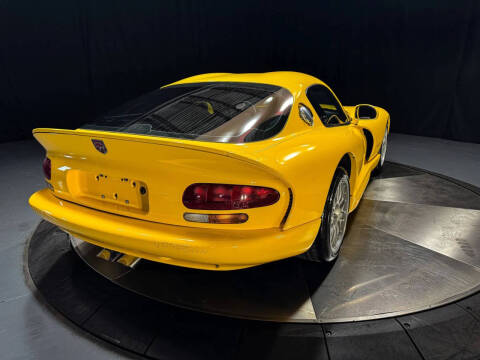 2002 Dodge Viper