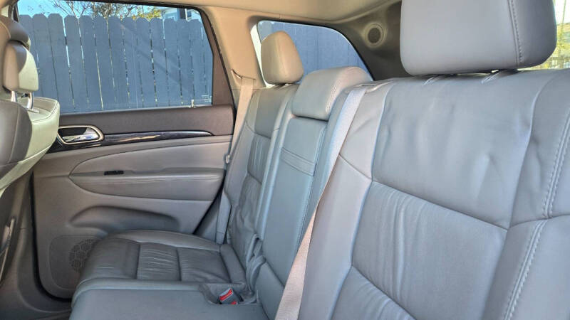 2012 Jeep Grand Cherokee Laredo