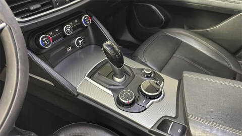 2018 Alfa Romeo Stelvio Sport