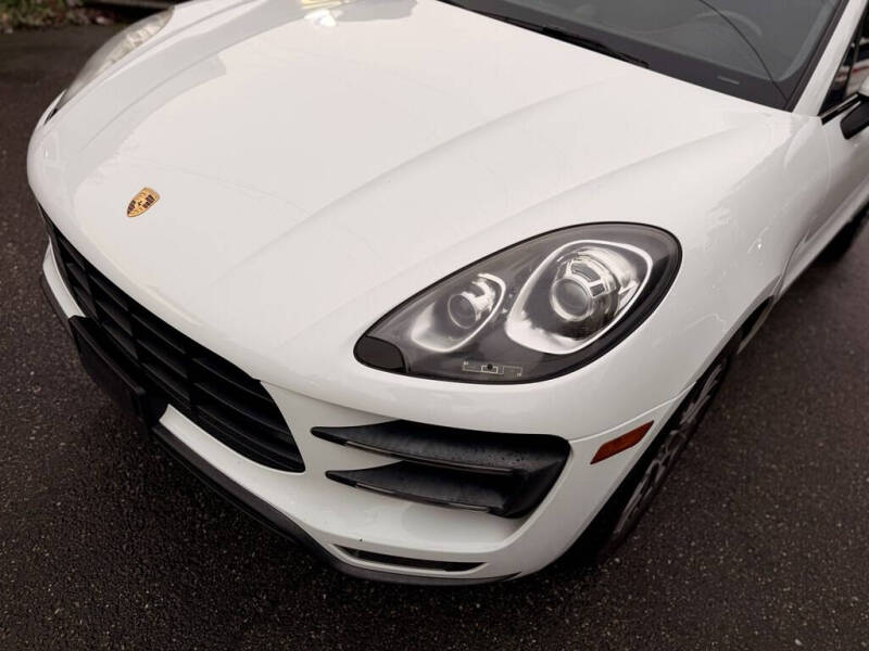 2016 Porsche Macan Turbo