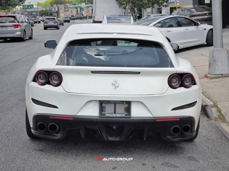 2018 Ferrari GTC4Lusso T