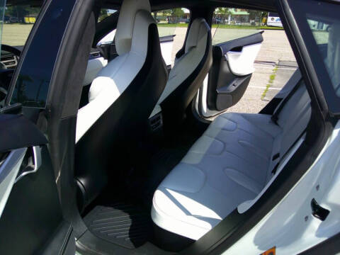 2017 Tesla Model S