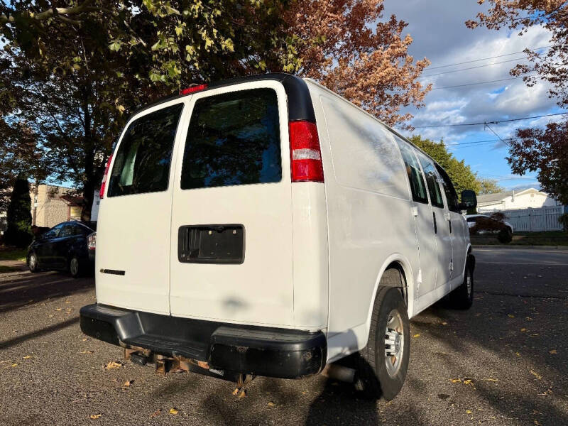 2019 Chevrolet Express 2500
