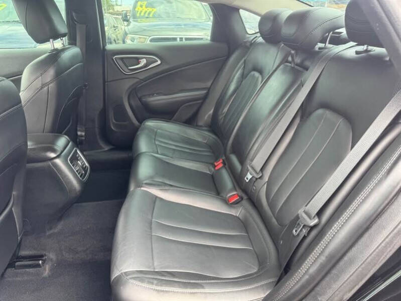 2015 Chrysler 200 C