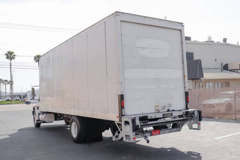 2019 International DuraStar 4300