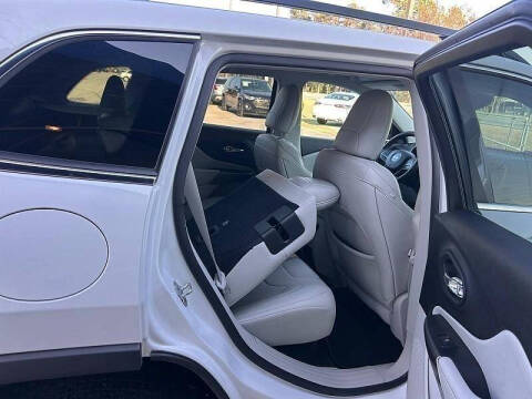 2022 Jeep Cherokee Latitude Lux