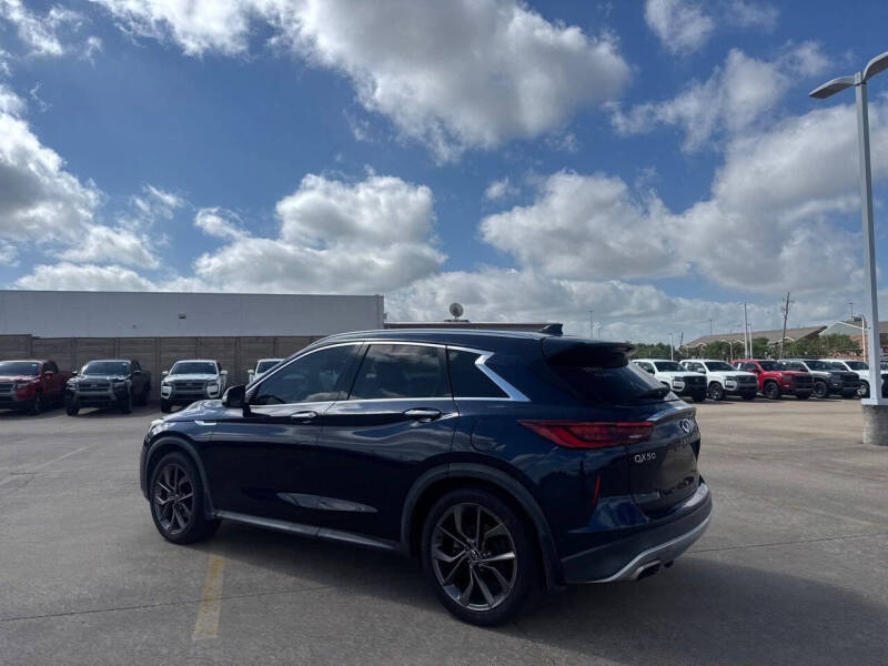 2019 Infiniti QX50 Essential