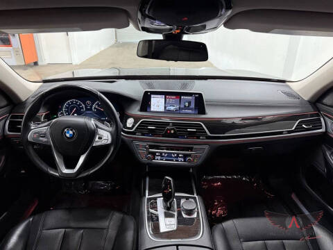 2018 BMW 7 Series 740i