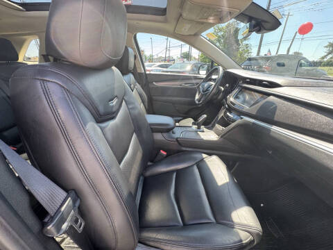 2017 Cadillac XT5 Luxury