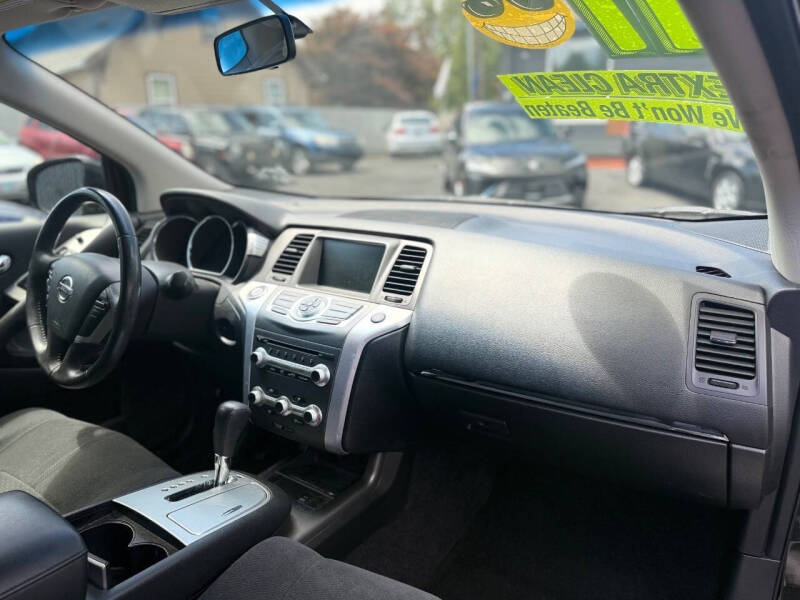 2011 Nissan Murano SV