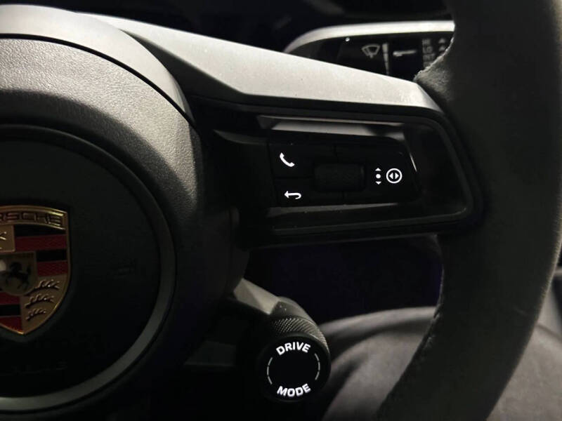 2025 Porsche Taycan