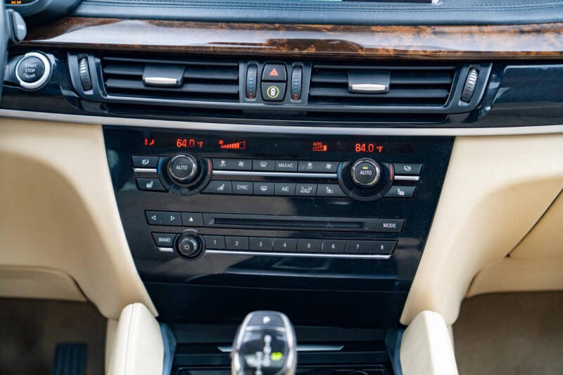 2015 BMW X6 xDrive50i