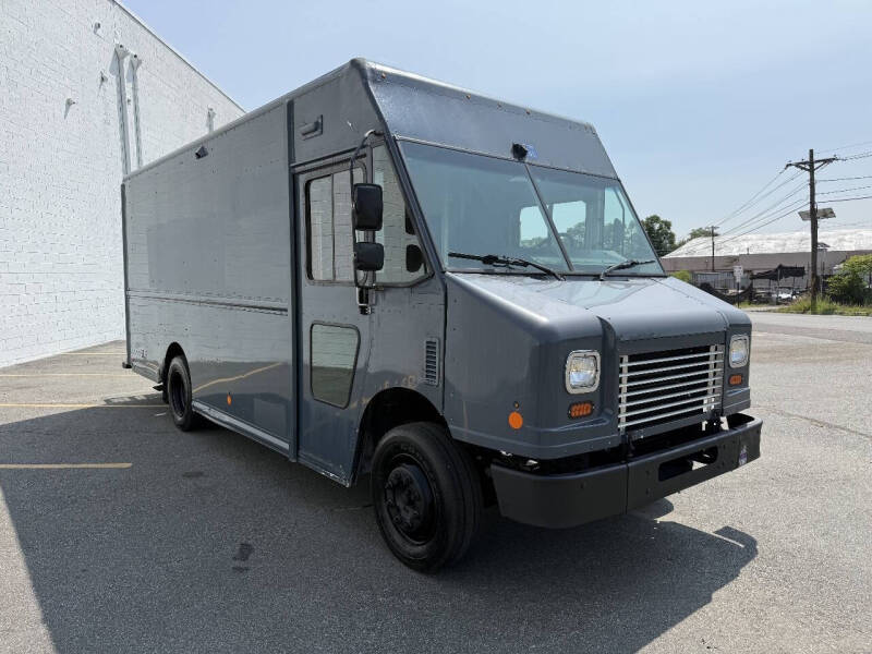 2020 Freightliner MT45 Chassis