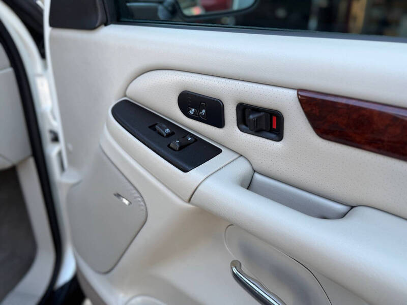 2005 Cadillac Escalade EXT