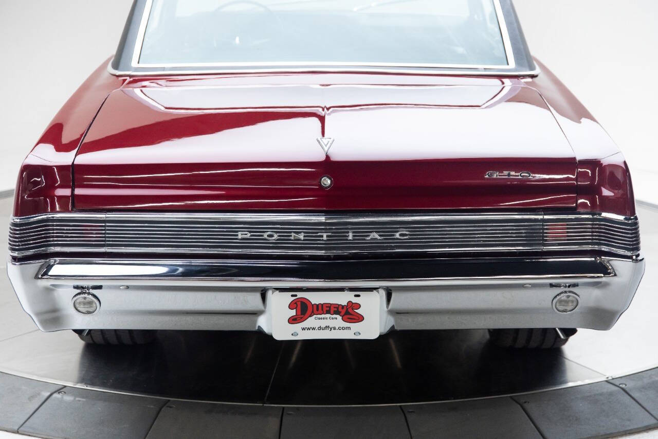 1965 Pontiac GTO 19
