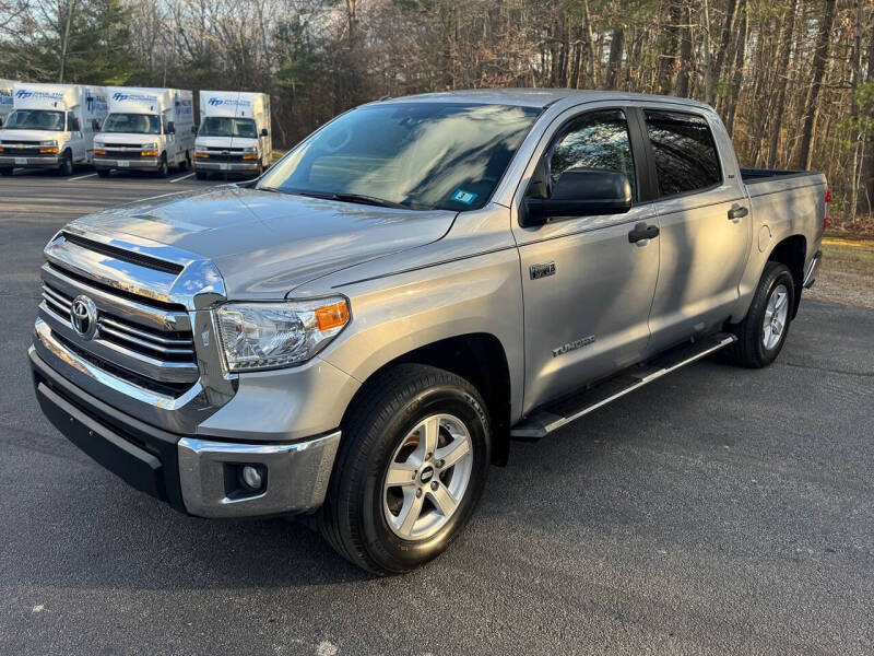 2017 Toyota Tundra SR5