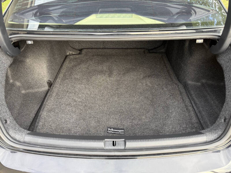 2013 Volkswagen Passat SEL - Photo 18