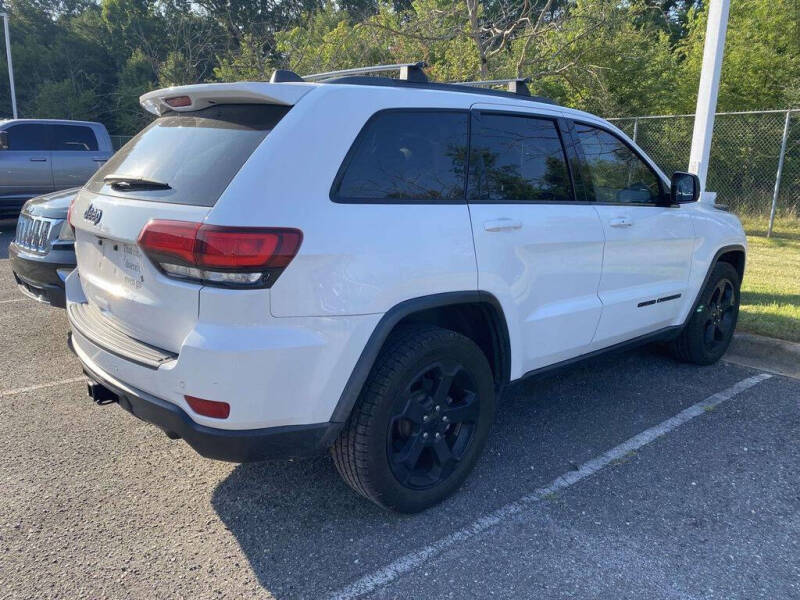 2019 Jeep Grand Cherokee Laredo