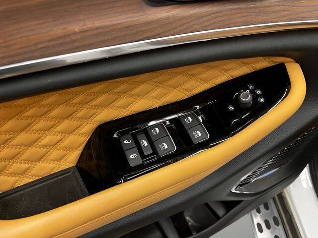 2024 Jeep Grand Cherokee L Summit