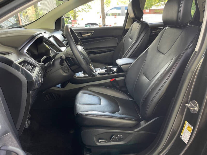 2018 Ford Edge Titanium