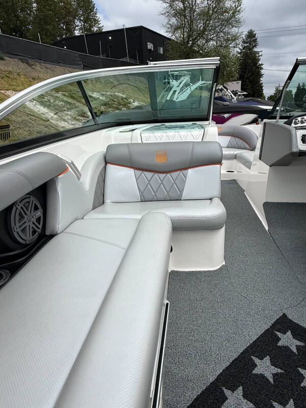 2014 MasterCraft X10