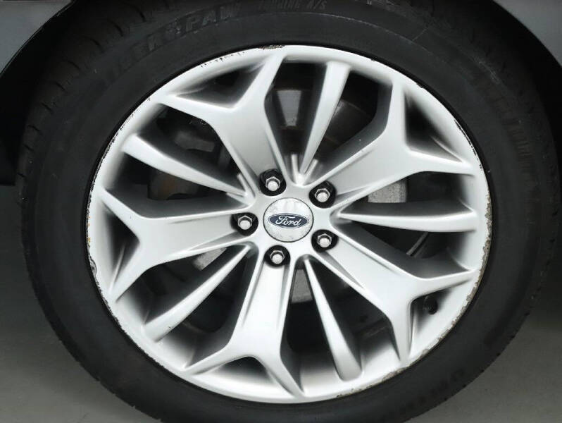 2016 Ford Taurus Limited