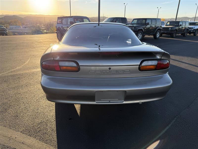 2002 Chevrolet Camaro