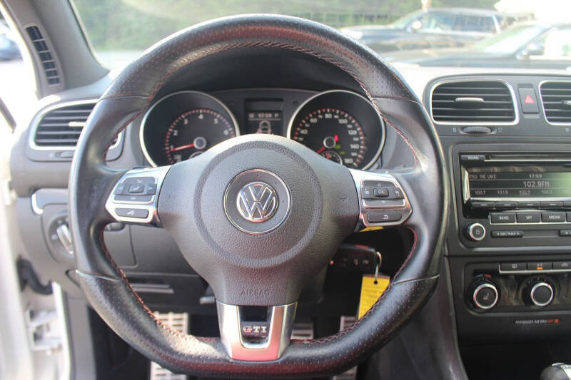 2014 Volkswagen GTI Wolfsburg Edition PZEV