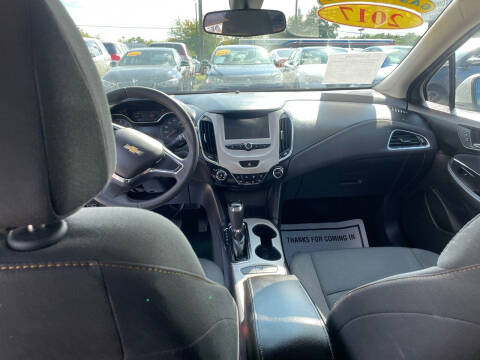 2017 Chevrolet Cruze LS Auto