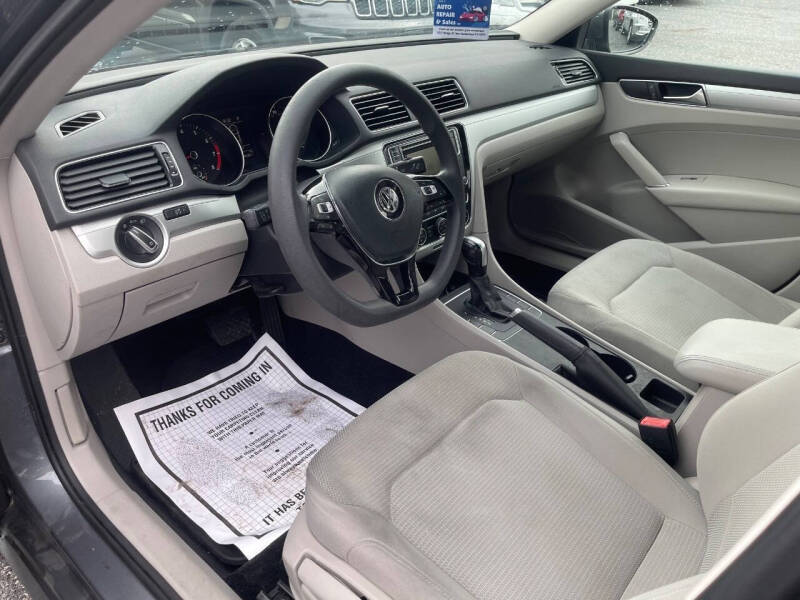 2016 Volkswagen Passat 1.8T S