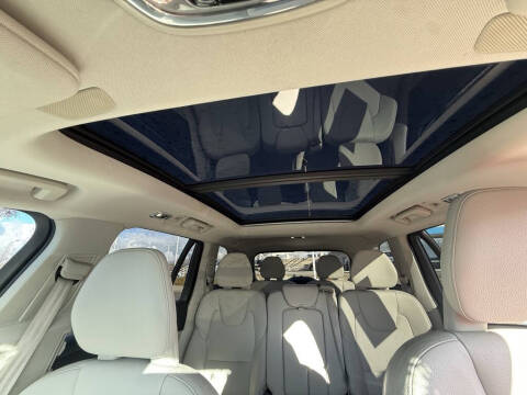 2020 Volvo XC90 T5 Momentum