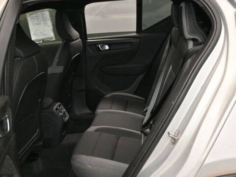 2025 Volvo EX40 Twin Core