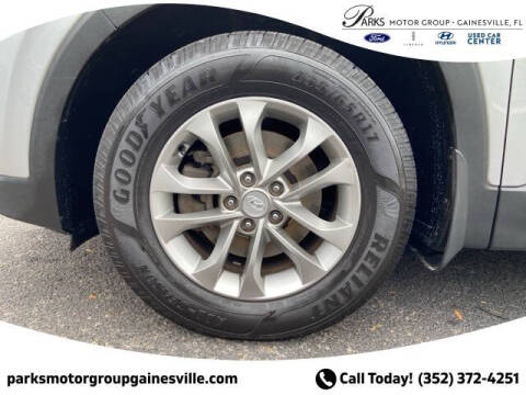 2020 Hyundai Santa Fe SE