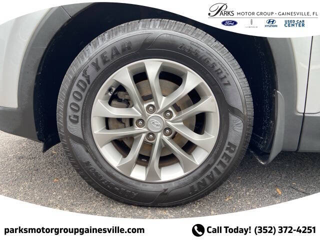 2020 Hyundai Santa Fe SE