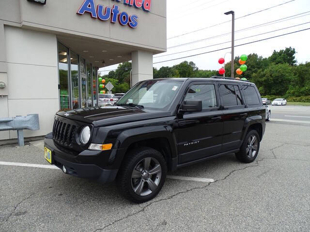 2015 Jeep Patriot for sale at KING RICHARDS AUTO CENTER in East Providence RI