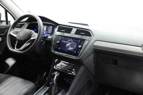 2022 Volkswagen Tiguan SE
