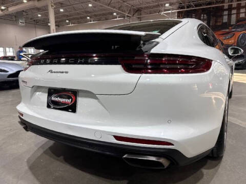 2017 Porsche Panamera