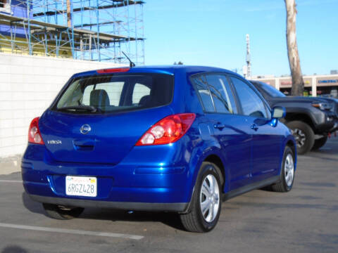 2011 Nissan Versa 1.8 S