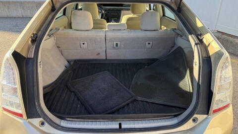 2011 Toyota Prius Two