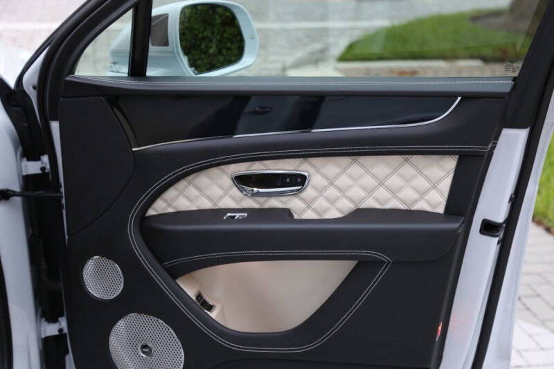 2021 Bentley Bentayga V8