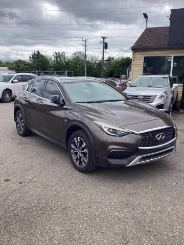 2018 Infiniti QX30 Premium