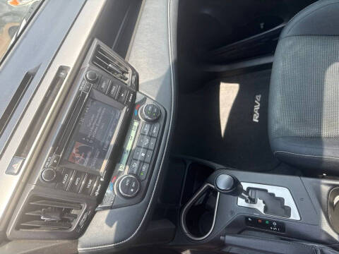 2016 Toyota RAV4 XLE
