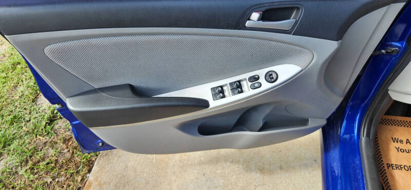 2014 Hyundai Accent GLS