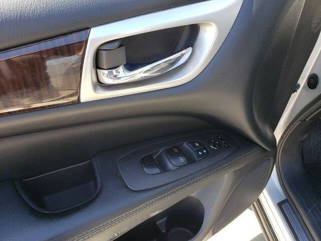 2014 Nissan Pathfinder Platinum