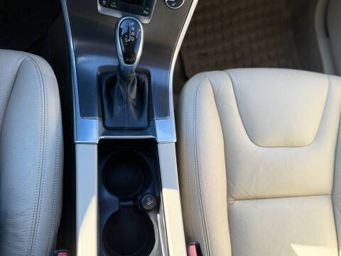 2014 Volvo XC60 3.2 Premier Plus