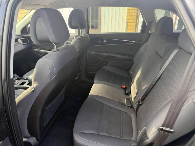 2016 Kia Sorento LX