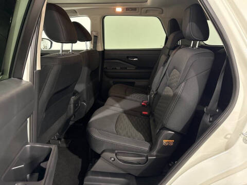 2022 Nissan Pathfinder