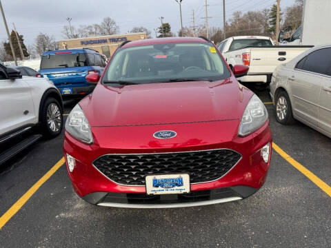 2020 Ford Escape Hybrid Titanium